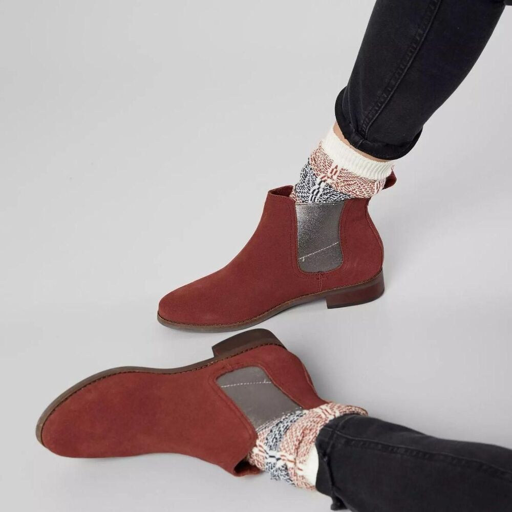 TOMS Ella Suede Ankle Chelsea Boot Hibiscus Burned Red Burgundy US 8 EUC